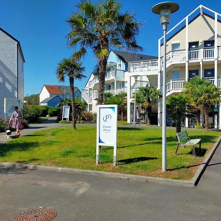 Le 501 F2 De Plain-Pied Avec Terrasse Lägenhet Courseulles-sur-Mer Exteriör bild