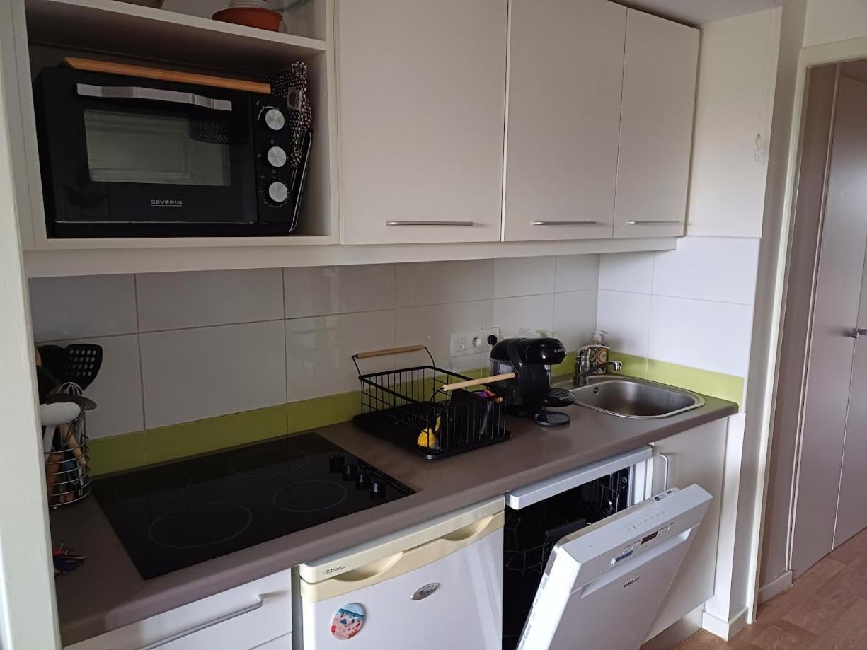 Le 501 F2 De Plain-Pied Avec Terrasse Lägenhet Courseulles-sur-Mer Exteriör bild
